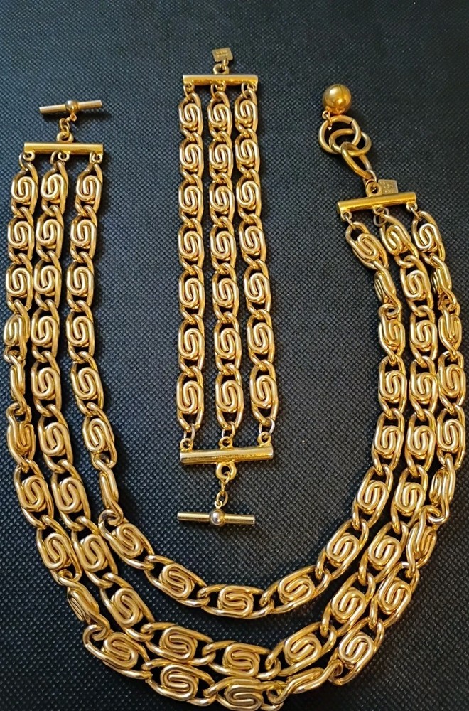 Anne Klein Vintage Scroll Matte Gold Tone Necklace & Bracelet Set