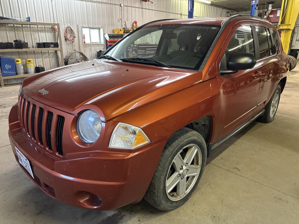 Used Front Left Seat Belt fits: 2010 Jeep Compass bucket seat driver retractor F