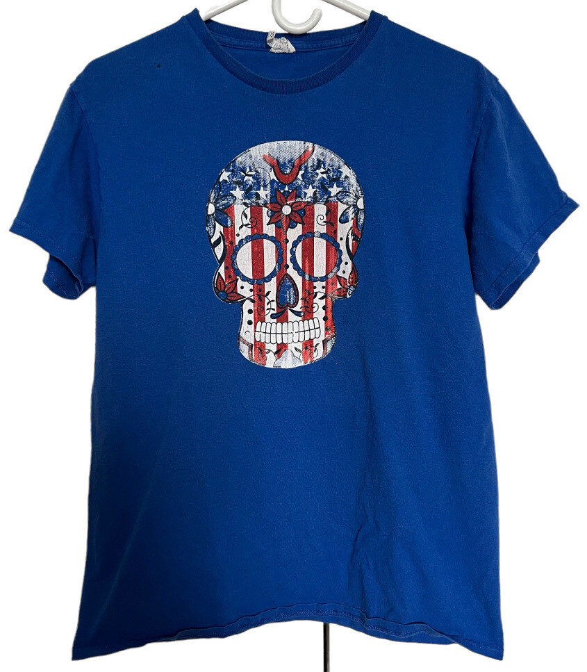 Skull T-Shirt Blue Red Patriotic Men’s Size M Delta Pro Weight Flawed