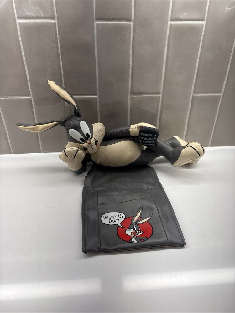 Bugs Bunny VINTAGE  ARM CHAIR ORGANIZER CADDY REMOTE HOLDER Looney Tunes 1997