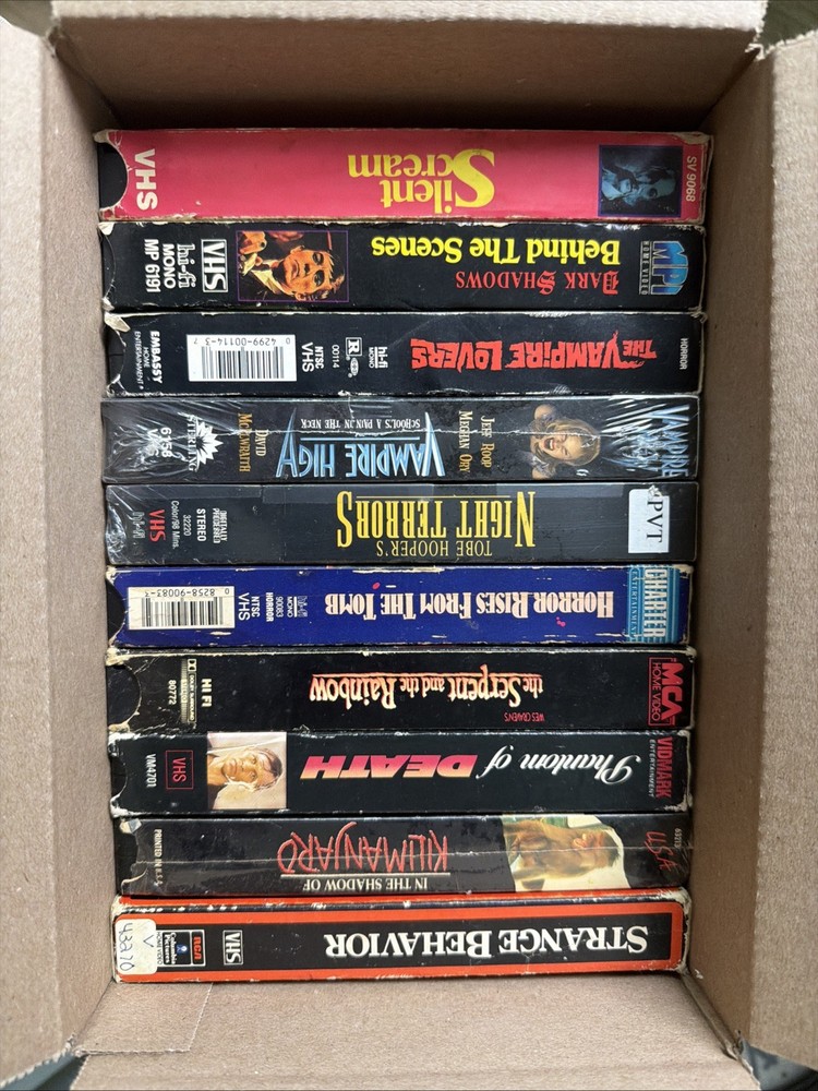 Lot of 10 VHS Horror Movies -*HAVE MOLD* Strange Behavior,Kilimanjaro Etc