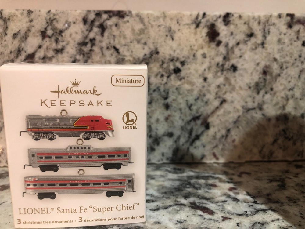 2011 Hallmark Keepsake Miniature Ornament Set Lionel Train Santa Fe Super Chief