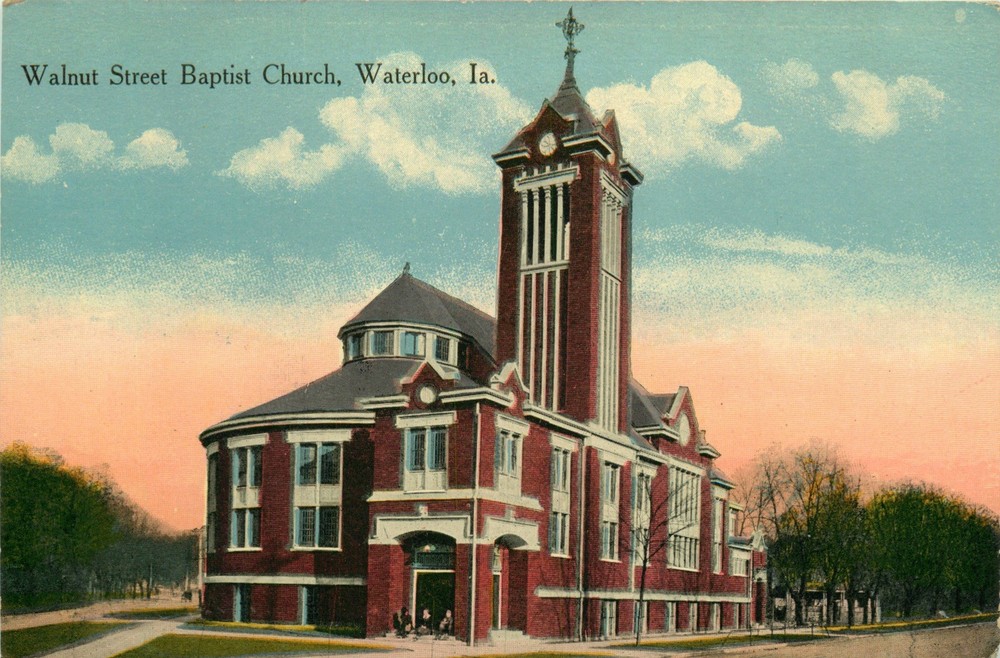 Walnut Street Baptist Church, Waterloo, Iowa Vintage Postcard