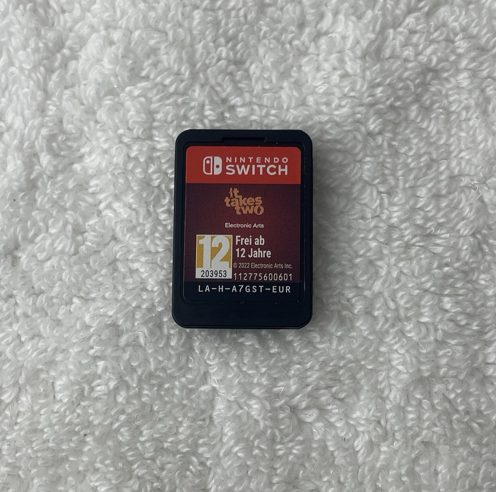 It Takes Two (Nintendo Switch) EUROPEAN VERSION- Tested - Free Ship- READ
