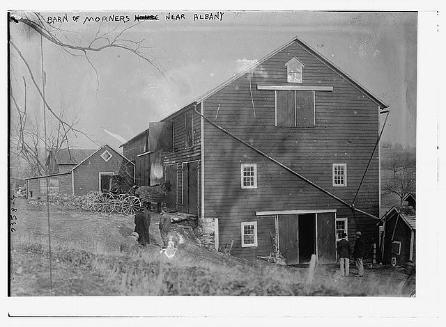 Photo:Barn of Morners near Albany