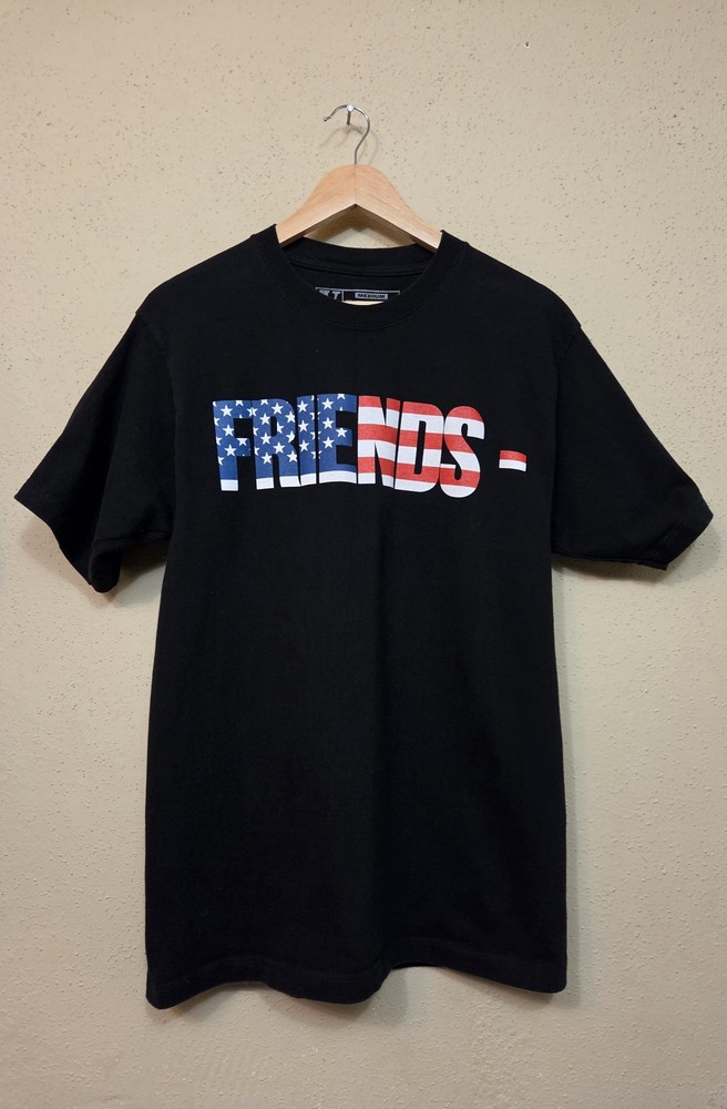 VLONE Shirt Mens Medium Black Friends USA V Flag Graphic Tee Limited Edition