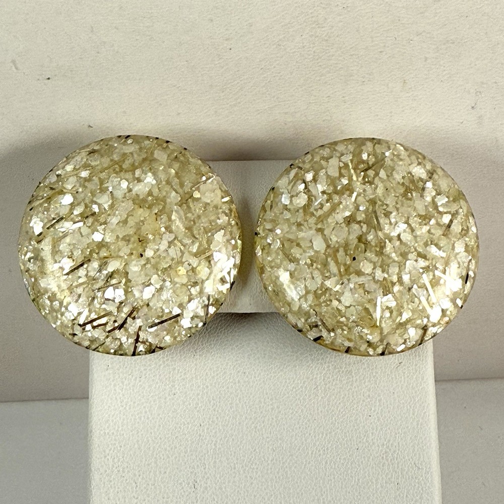 Vintage 1950s Confetti Glitter Lucite Round Clip on Earrings