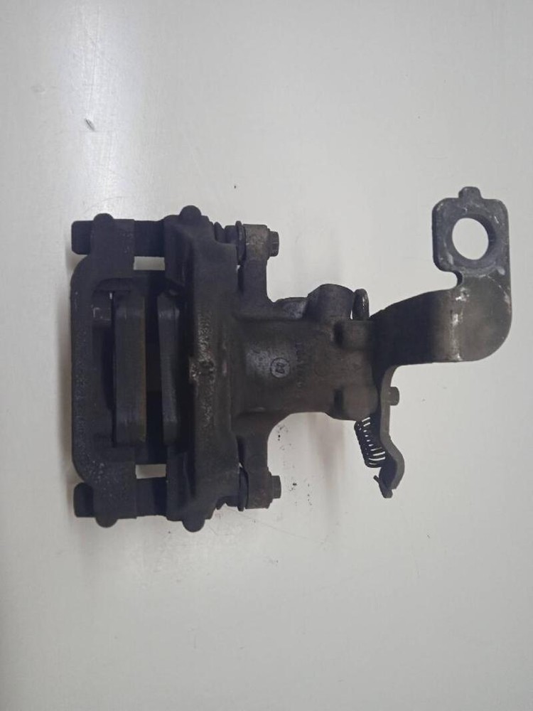 0204Y04614 360036 Rear Right Brake Calipers for TOYOTA AVENSIS (T27) BUSINESS