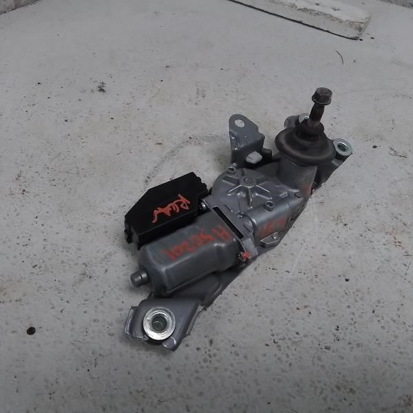 2011-2019 Toyota Sienna Rear Wiper Motor Replacement 940452