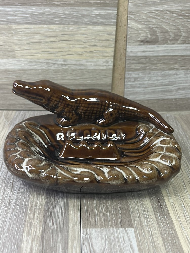 Vintage Florida Souvenir Ashtray Alligator Brown Ceramic Glaze