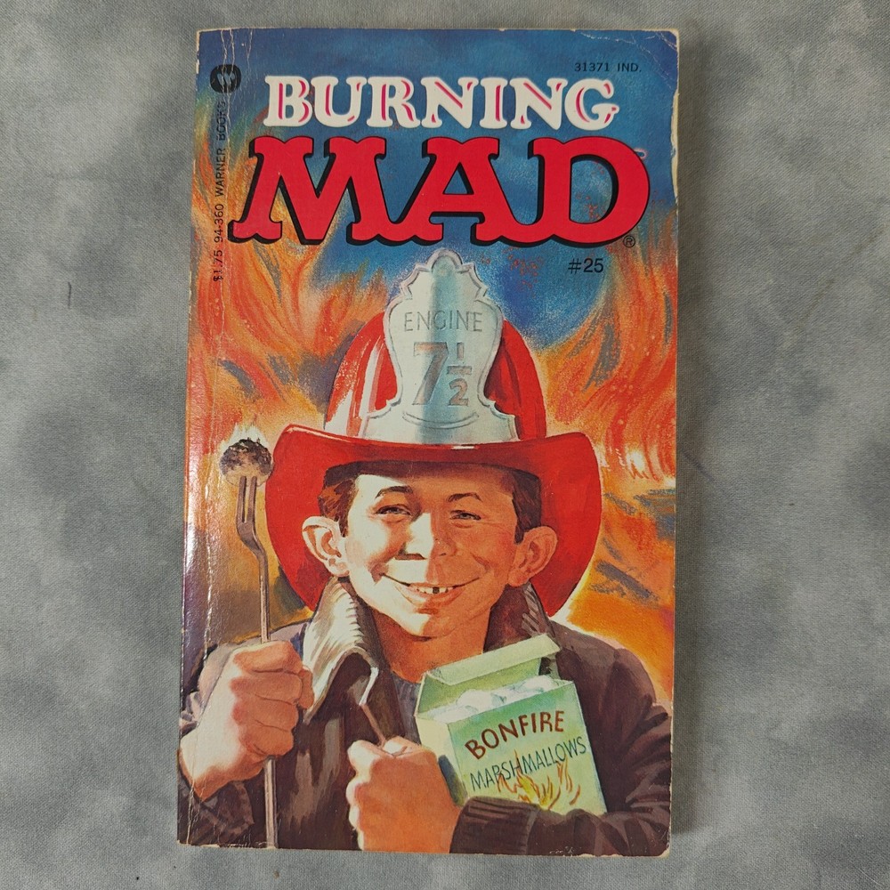 Burning MAD #25 Paperback Warner Books 1975/81 5th Print Alfred E Neuman Vintage