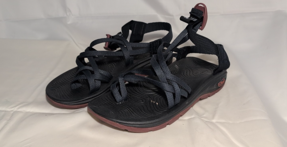 Chaco Womens Zvolv X2 Multi Sport Sandals Size 7 Used