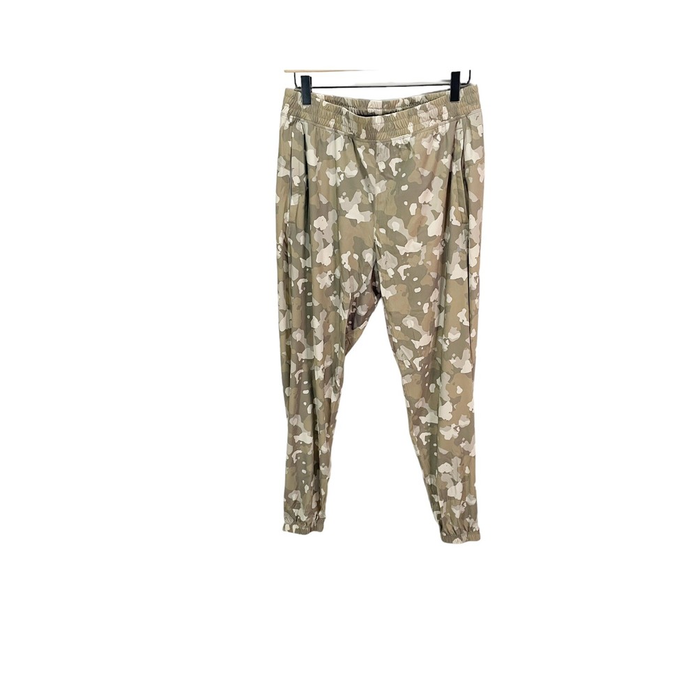 BALANCE ATHLETICA swift joggers camo desert ridge size M tan athletic gym comfy