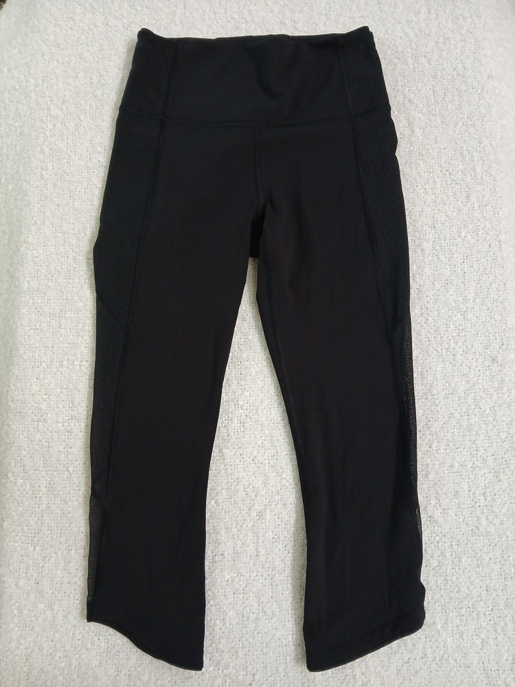 Lululemon Capri Legging Women's Size 6 With Mesh