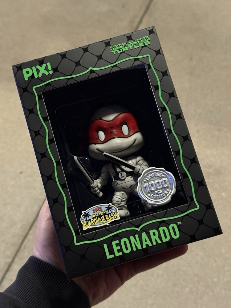 Thrilljoy SDCC 2025 Block Party TMNT Teenage Mutant Ninja Turtles Leonardo Pix!