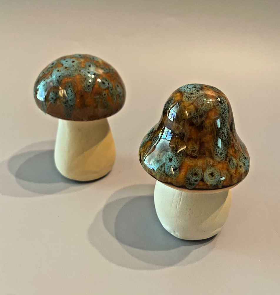Ceramic Mushroom Figurines with Glazed Tops Garden Décor Brown & Teal