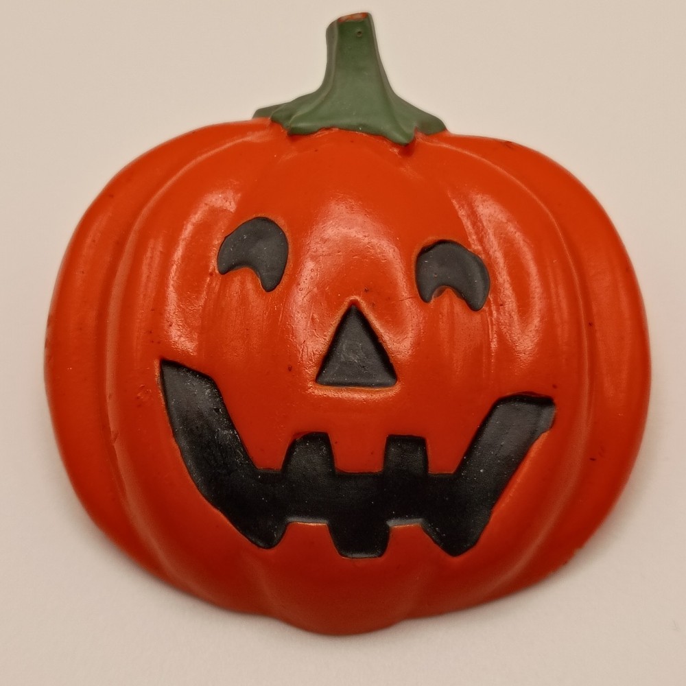 Vintage Halloween Jack O'Lantern Pumpkin Brooch Pin
