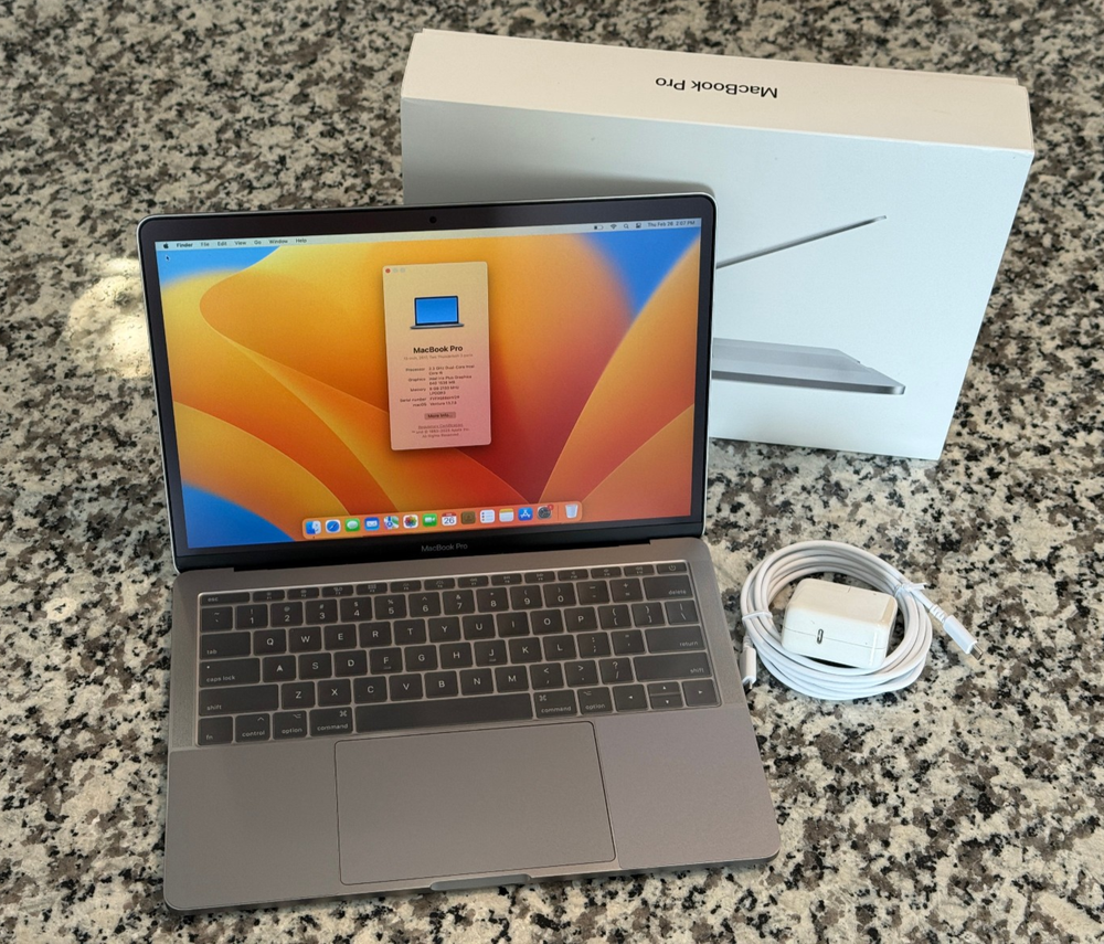 2017 Apple MacBook Pro 13