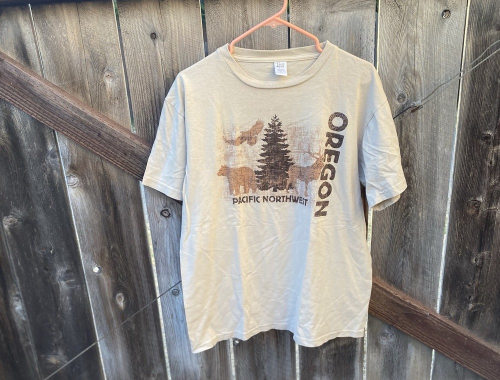 Vintage Oregon T Shirt Large Beige Tipsy Inc USA Pacific Northwest Bear Deer