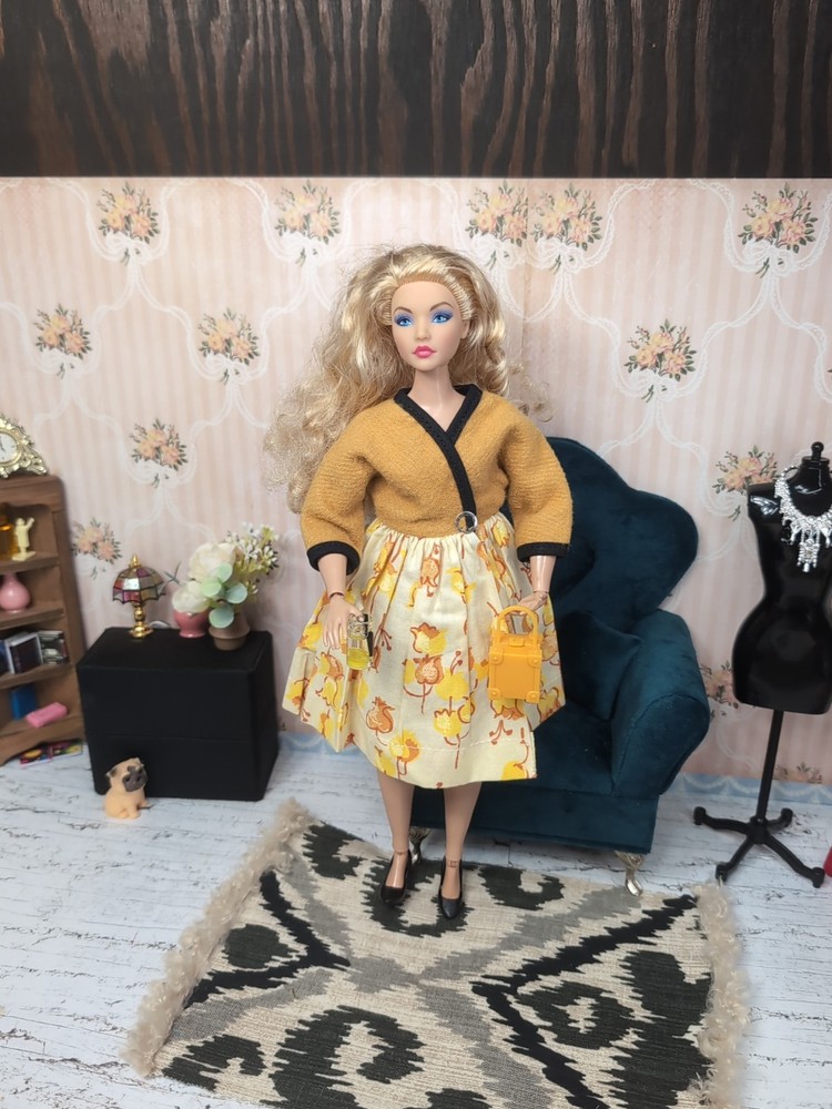 Vintage Curvy Barbie Clone Outfit - Dress, Pumps, Purse, Beverage