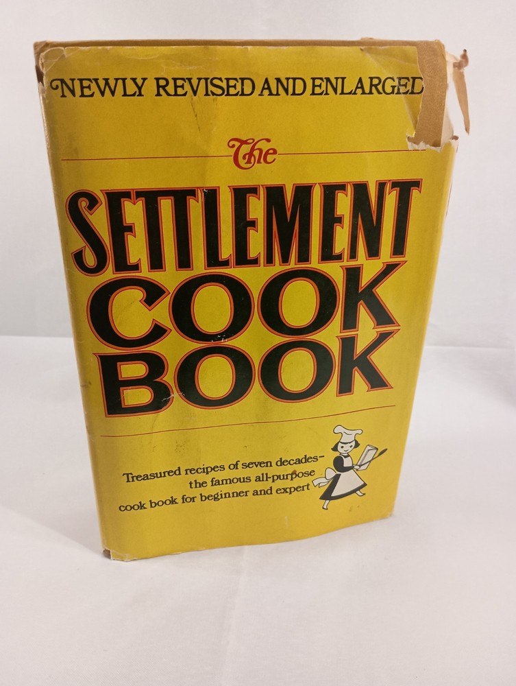 Vintage 1976 THE SETTLEMENT COOK BOOK Book Club Edition Revised & Enlarged