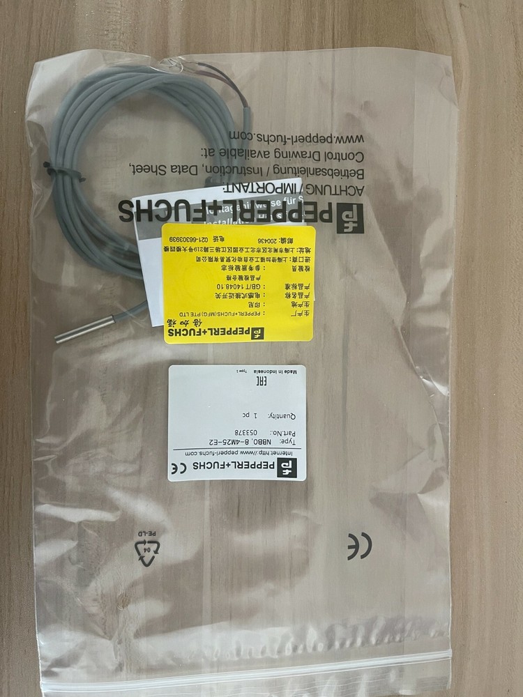 NEW PEPPERL+FUCHS NBB0.8-4M25-E2 Proximity switch sensor free shipping #NN #G
