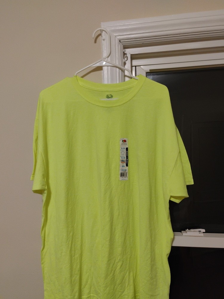 Fruit of The Loom Men's XL Platinum Dual Defense Crew Neck T-Shirt