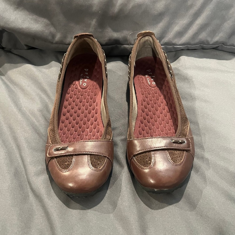 Privo by Clarks Womens Brown Leather Slip On  Flats Walking Shoes Size 9.5 W