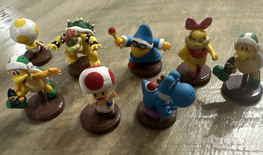 Super Mario Wonder Chocolate Egg Figures (Set of 8)