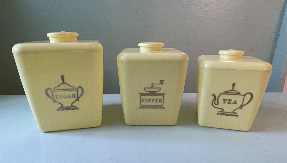 VTG Butter Yellow Plastic Canister Set – Sugar Coffee Tea – MCM 1950s/1960s GUC