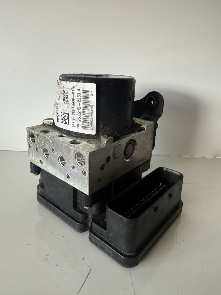 2014-2017 Honda Odyssey ABS Brake Pump Module 57110-TK8-A630 OEM 4453