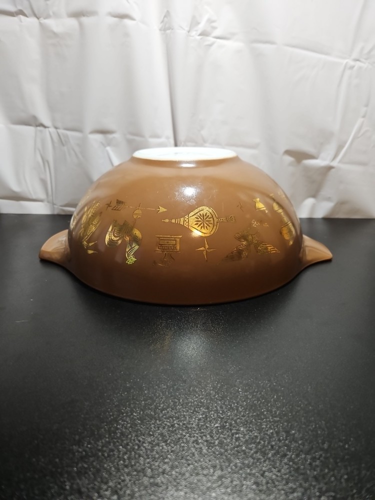 Vintage Pyrex Early American 4 Qt Cinderella Mixing Bowl Brown Gold Design
