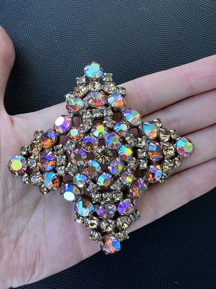 A sparkling vintage brooch of enormous size. Authentic Czech piece.