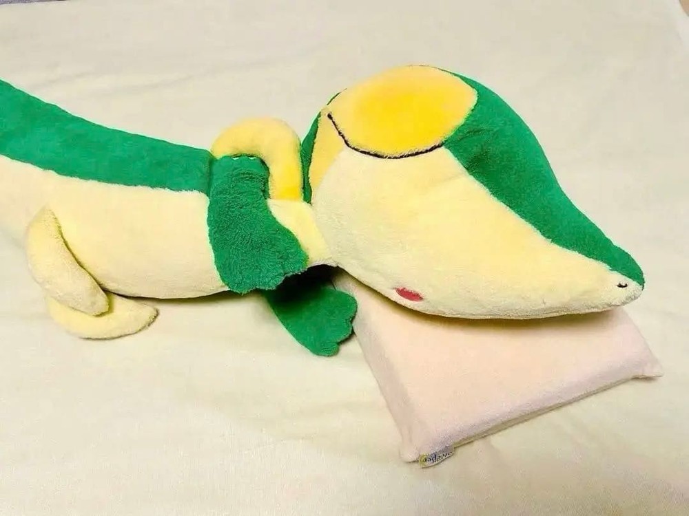 Pokemon Snivy Plush Life Size 100cm 2012 Pokemon Center Item Exclusive