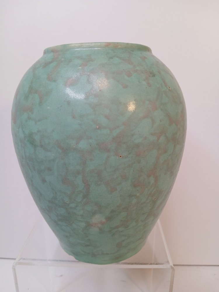 Vintage Brush McCoy Mottled Matte Green Velum Glaze Vase 6 1/4