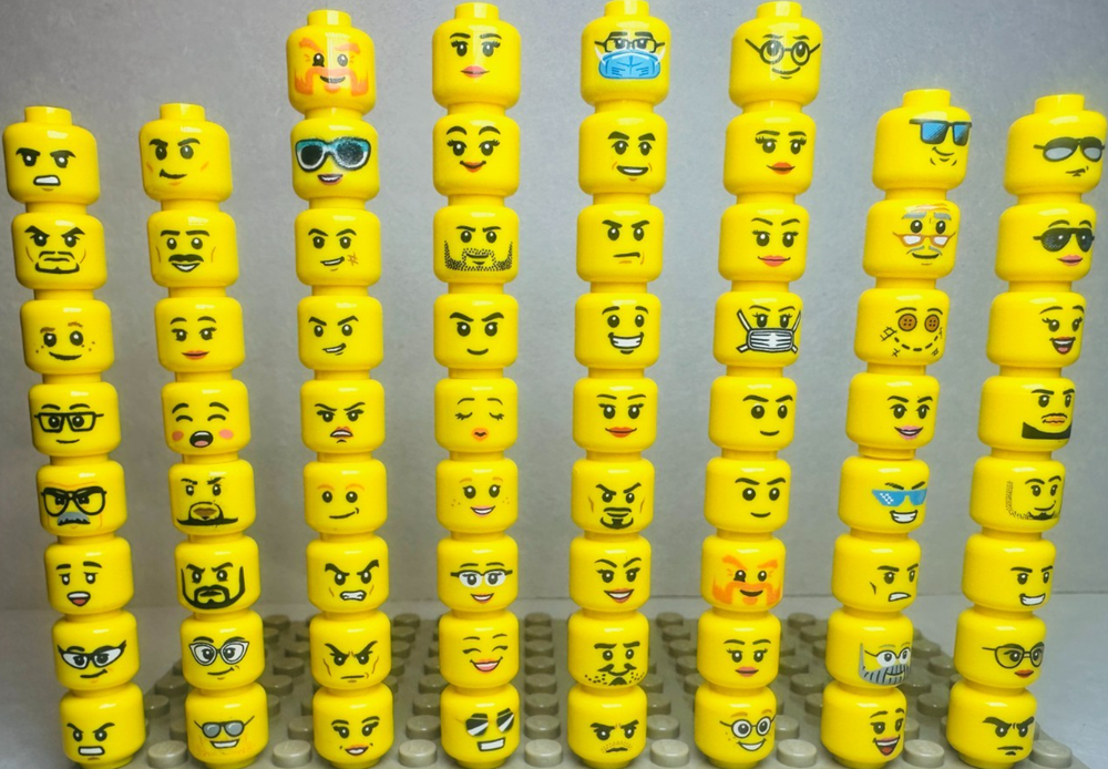 Over 60 Interchangeable Heads For Minifigures Facial Expressions Yellow