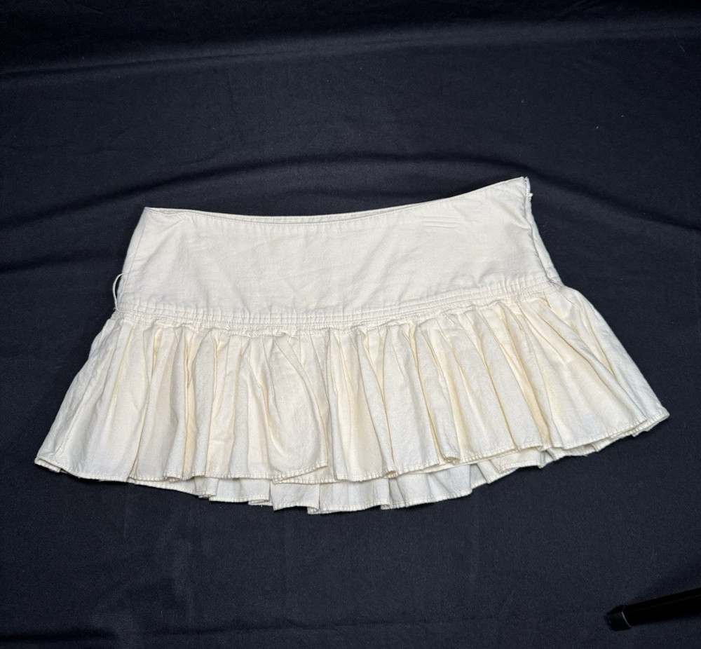 Y2K Abercrombie Ivory Pleated Low Rise Micro Skirt Coquette Ballerina Size 4