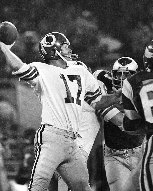Washington Redskins Billy Kilmer Vs Eagles  8x10 PHOTO PRINT