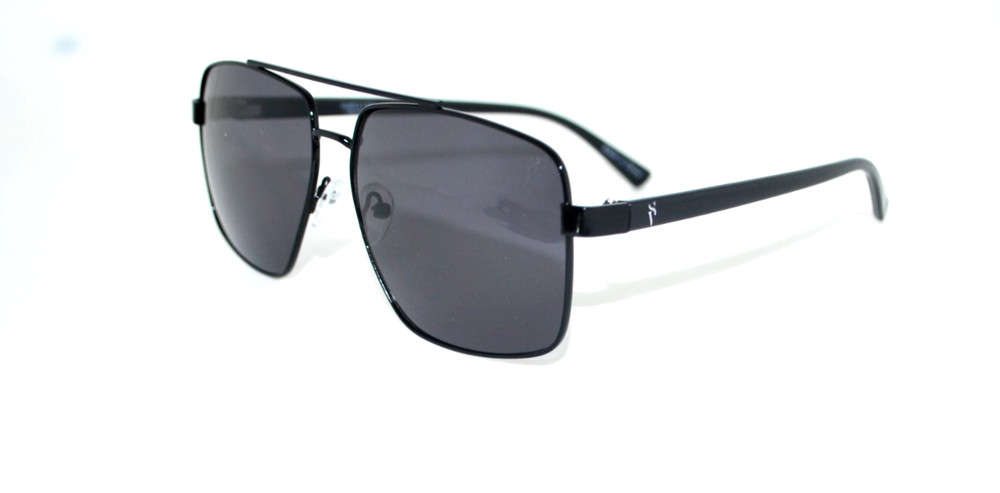 Vera Wang Simply Vera  Sunglasses  V 23 New W Pouch