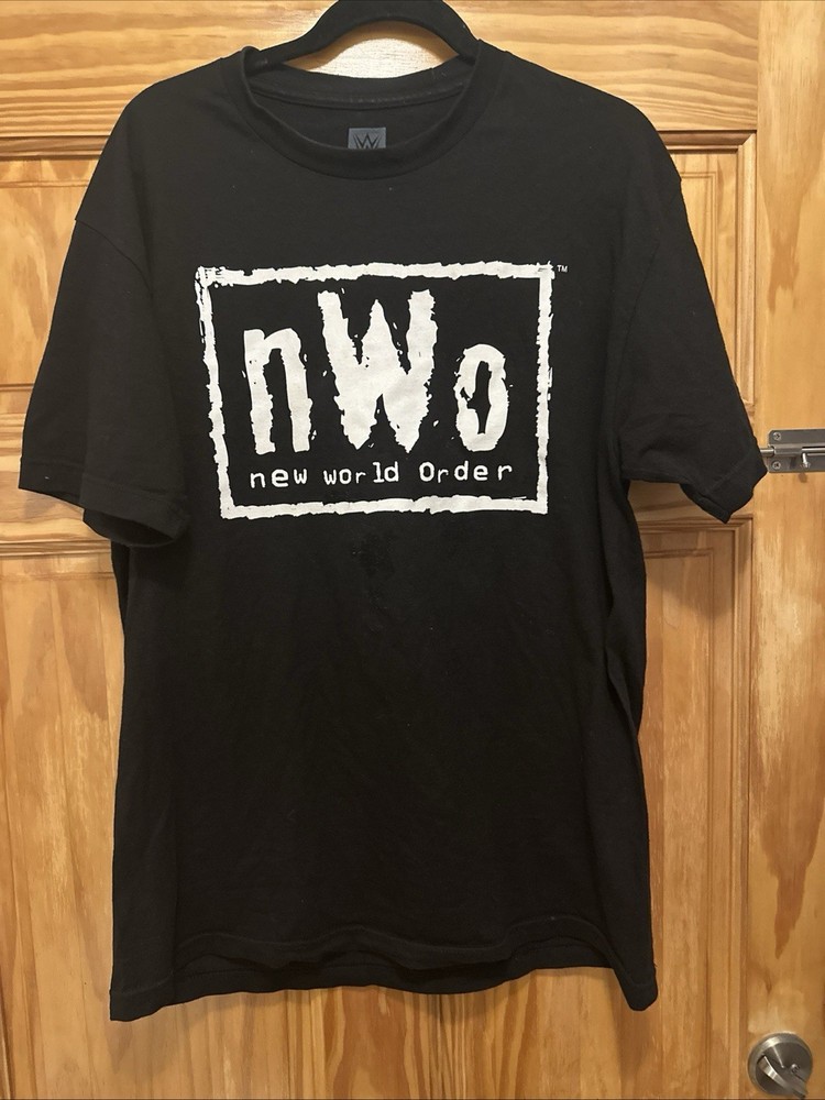 2017 WWE Authentic nWo New World Order Retro WCW WWF Wrestling Shirt Size Large