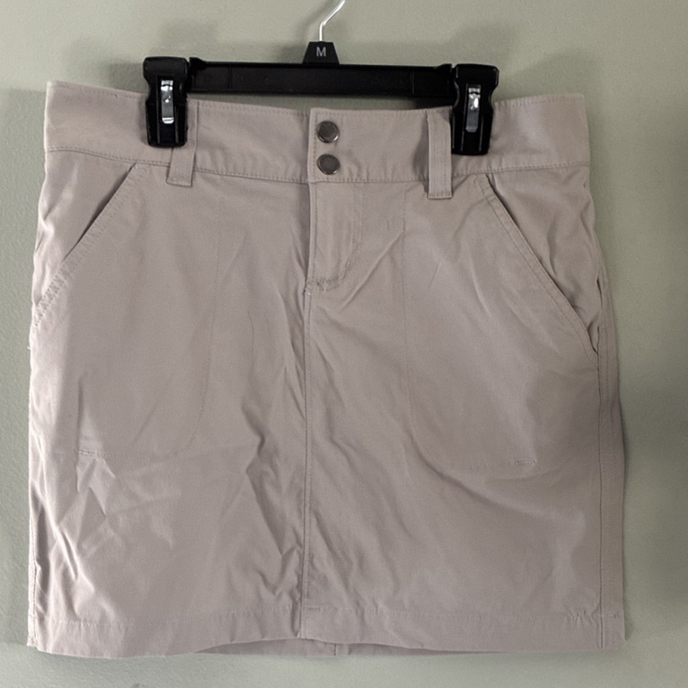 Columbia Women's Beige Short Straight Pencil Skirt Size 4 Button Closure Pockets