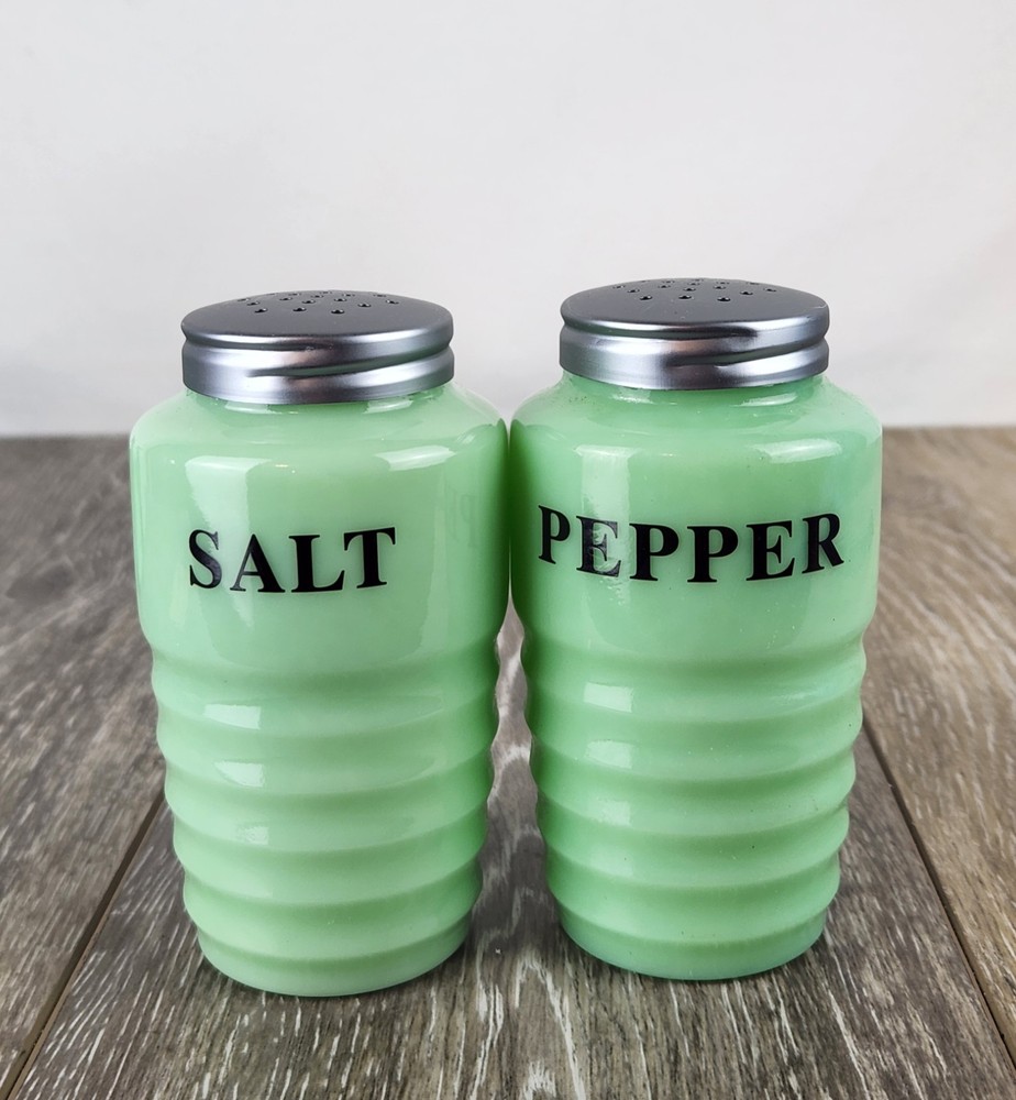 Jadeite Green Milk Glass Ribbed Salt & Pepper Shakers - Retro Kitchen Decor