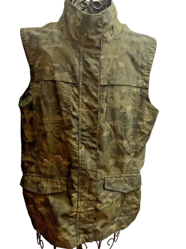 Eddie Bauer Vest Women's Sz L Camo Sleeveless  Full Zip & Snap Lightweight