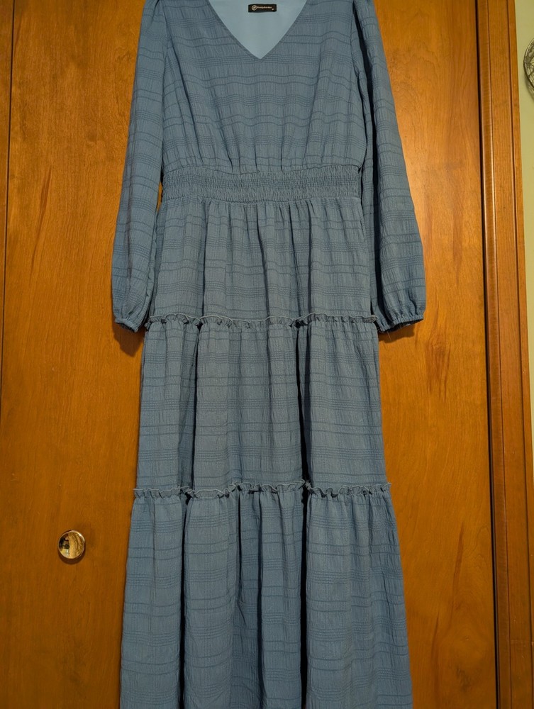 Pretty Garden Blue Maxi Dress Tiered
