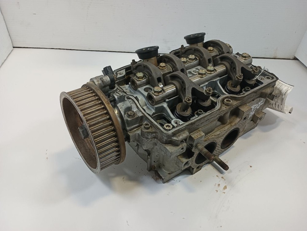 Driver Left Cylinder Head from 2005 Subaru Forester 2.5L 11846010