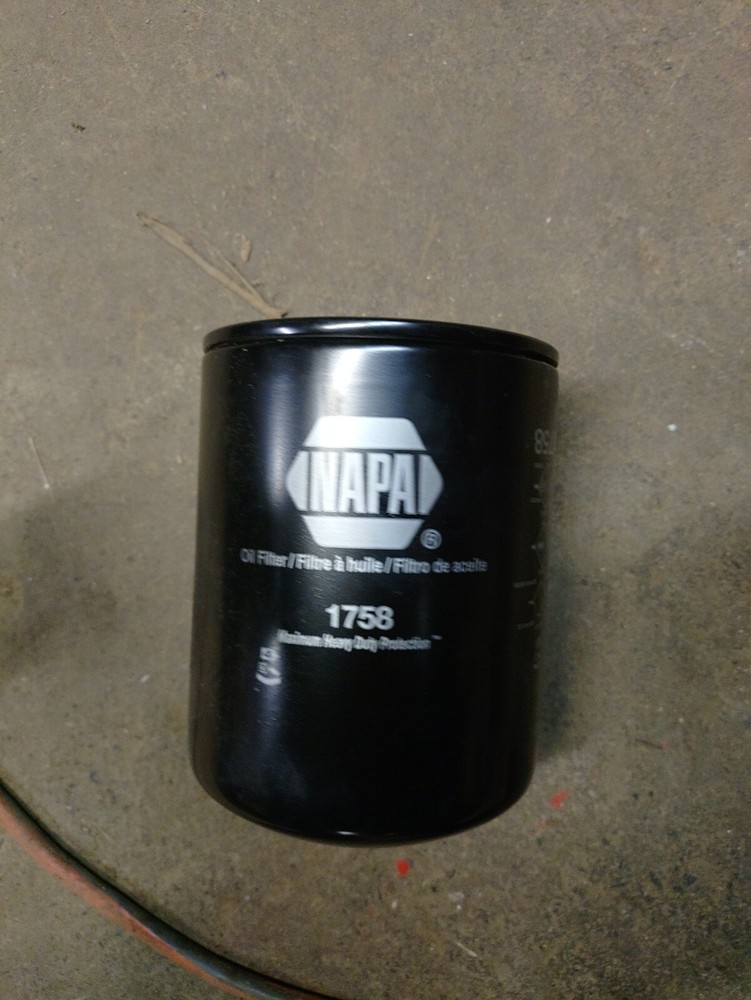 NAPA Gold 1758 High-Performance Oil Filter with Gasket - New