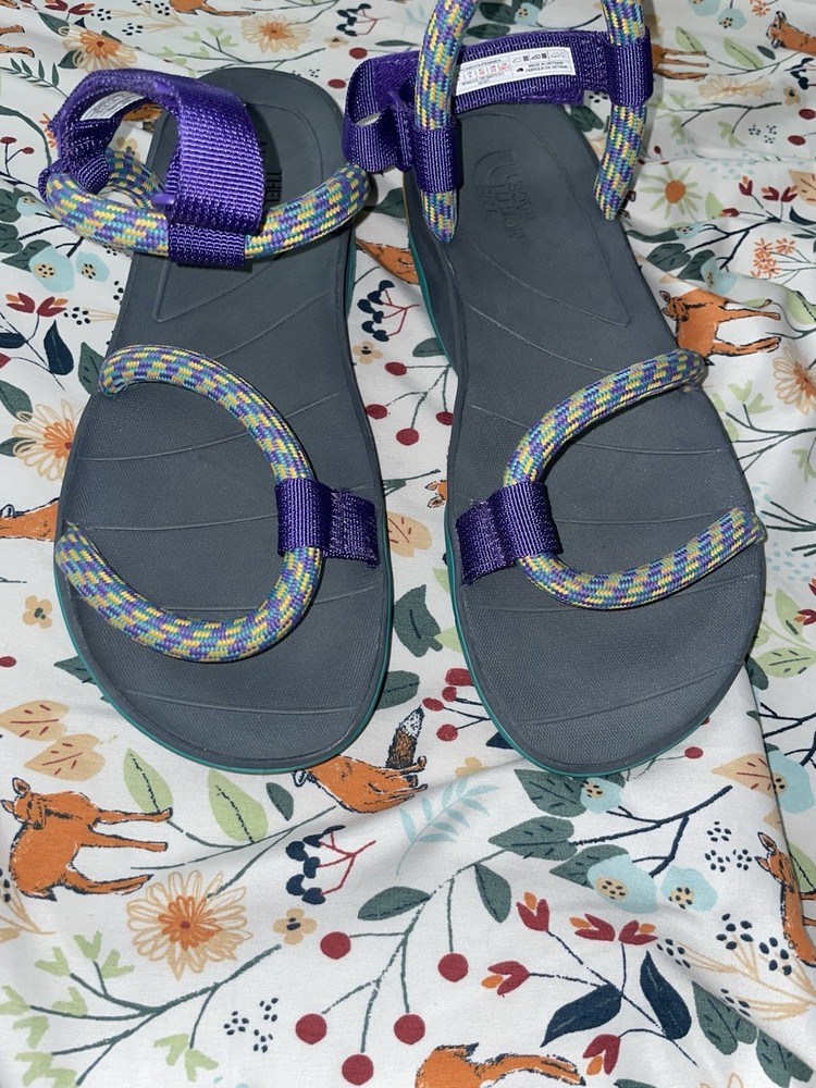 North Face Water Sandals for Women Size 8 Quick-Dry Outdoor Comfort