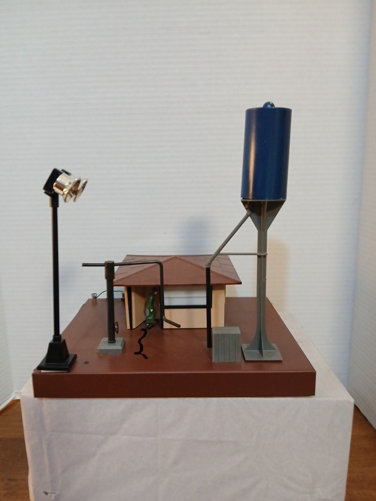 1987 LIONEL O Scale DIESEL FUELING SAND STATION Operating Accessory ILLUMINATED
