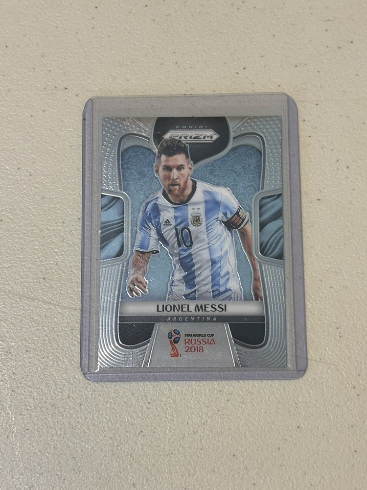 2018 Panini Prizm World Cup Lionel Messi #1 Argentina