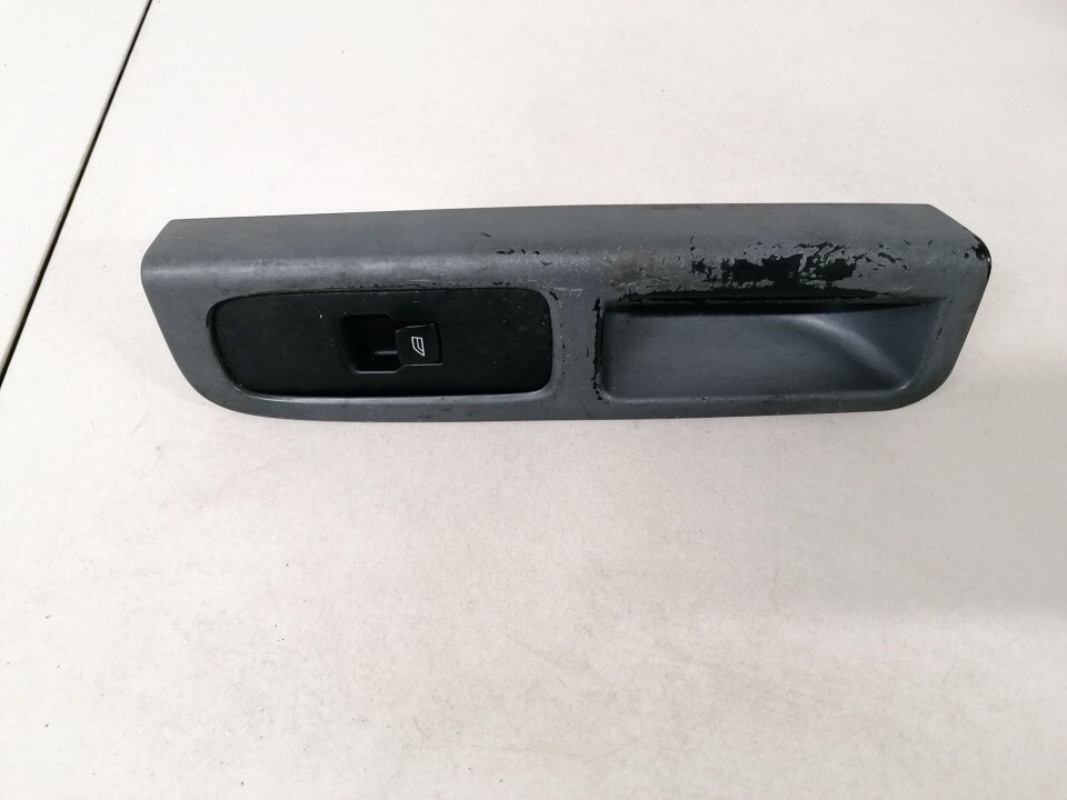 2005 Volvo S40 Power Window Regulator and Switch 1241631-67